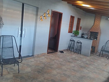 CASA 3 DORM -BAIRRO N.S DAS DORES